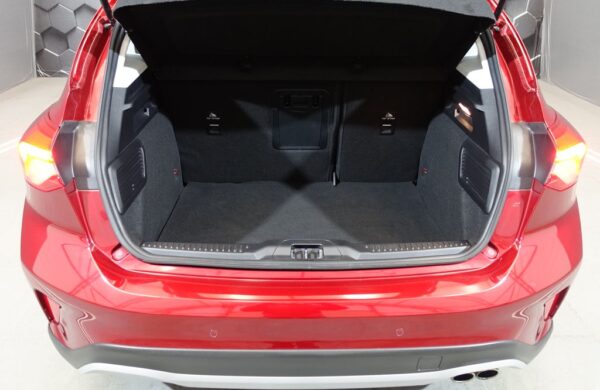 Ford Focus 2.0 Active VIGNALE Head-Up, nabídka 5aa73152-bd9f-4e90-8a94-b211540bd11c