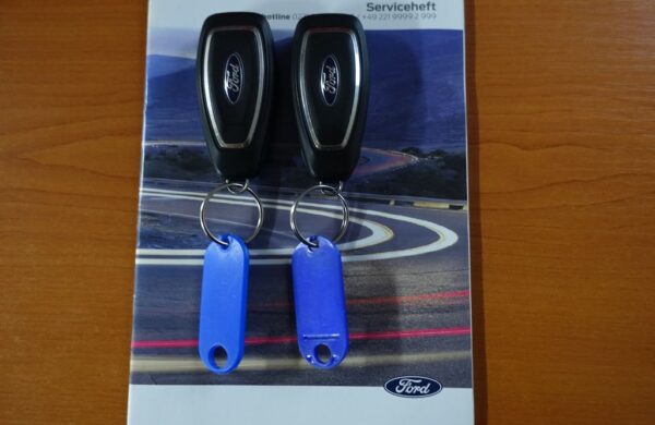 Ford Focus 2.0 Active VIGNALE Head-Up, nabídka 5aa73152-bd9f-4e90-8a94-b211540bd11c