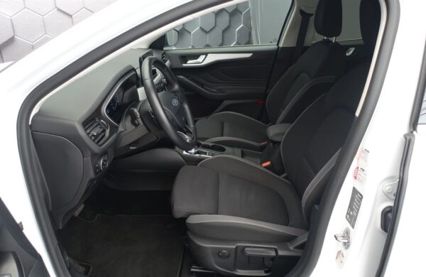 Ford Focus 110 kw, automat, zimní paket, , nabídka 8b8e52a9-4244-4611-8f38-52e5cef19331