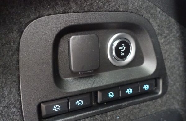 Ford Galaxy 177 kw Titanium Bi-Turbo, nabídka 1ef44ed4-96cb-46a5-a5e0-23beeb02a0bd