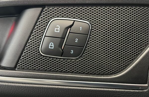 Ford Galaxy 2.0 TITANIUM, manuál, WEBASTO, nabídka 6b83a63f-4311-46ab-9ad9-9a26790f01f9