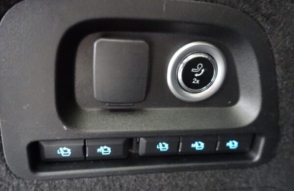 Ford Galaxy 2.0 TITANIUM, manuál, WEBASTO, nabídka 6b83a63f-4311-46ab-9ad9-9a26790f01f9