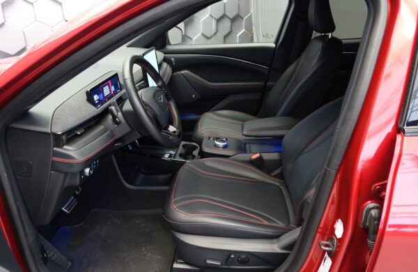 Ford Mustang Mach-E Premium – AWD – 94,9% SoH, nabídka b1f53077-6464-49a2-831f-a9d706996294