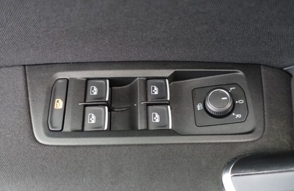 Volkswagen Touran 2.0 TDi DSG,zimní sada kol, nabídka 19034ec4-4ee5-4da5-9810-8957d1816d5e