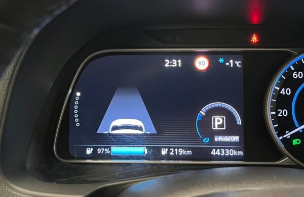 Nissan Leaf 40 kWh N-Connecta SoH 92,8%, nabídka d6221734-c0fb-452d-902e-e067a7017138