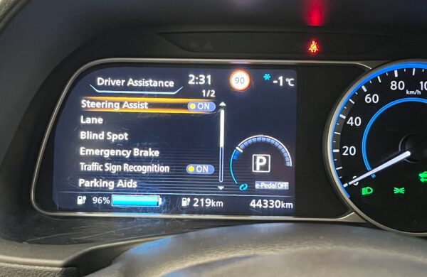 Nissan Leaf 40 kWh N-Connecta SoH 92,8%, nabídka d6221734-c0fb-452d-902e-e067a7017138