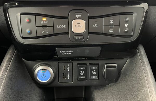 Nissan Leaf 40 kWh N-Connecta SoH 92,8%, nabídka d6221734-c0fb-452d-902e-e067a7017138