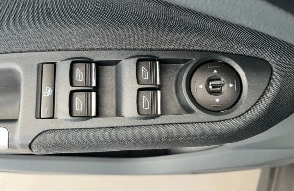 Ford C-Max 1,6 TDCi Titanium, tažné, nabídka 6c262a6d-41ce-4efb-8ff0-ec3e3b1634e5