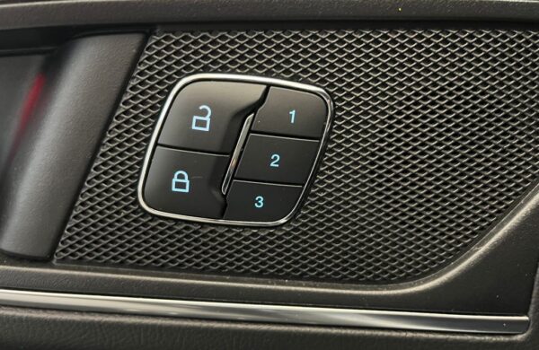 Ford Galaxy 2.5 Duratec FHEV TITANIUM, LED, nabídka 6ebe4ab5-e85a-4ced-b527-a8cd092081a9