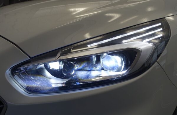 Ford Galaxy 2.5 Duratec FHEV TITANIUM, LED, nabídka 6ebe4ab5-e85a-4ced-b527-a8cd092081a9