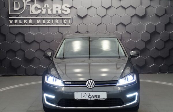 Volkswagen Golf 100kW, LED, SoH 94%, nabídka b8b6b1bc-f207-47f5-b02c-c5bd6d064595