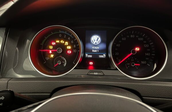 Volkswagen Golf 100kW, LED, SoH 94%, nabídka b8b6b1bc-f207-47f5-b02c-c5bd6d064595