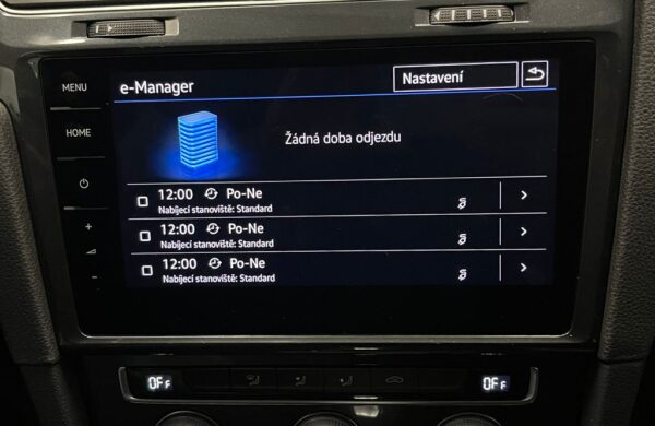 Volkswagen Golf 100kW, LED, SoH 94%, nabídka b8b6b1bc-f207-47f5-b02c-c5bd6d064595