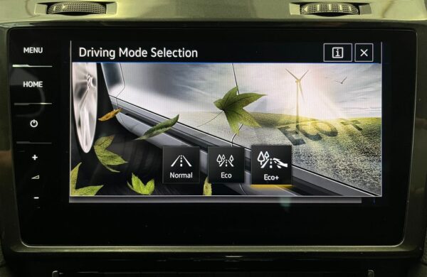 Volkswagen Golf 100kW, LED, SoH 94%, nabídka b8b6b1bc-f207-47f5-b02c-c5bd6d064595