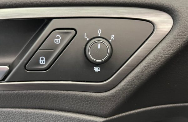 Volkswagen Golf 100kW, LED, SoH 94%, nabídka b8b6b1bc-f207-47f5-b02c-c5bd6d064595