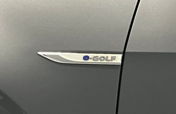 Volkswagen Golf 100kW, LED, SoH 94%, nabídka b8b6b1bc-f207-47f5-b02c-c5bd6d064595