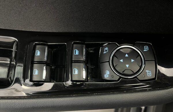 Ford S-Max 2.5 Duratec FHEV TITANIUM, nabídka 358b4504-18af-4351-b04b-233a317ac155