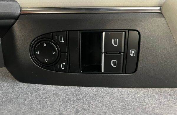 Mazda MX-30 e-SKYACTIV EV,, nabídka aa9fc00d-2100-4a13-ae34-7f65a87739cb