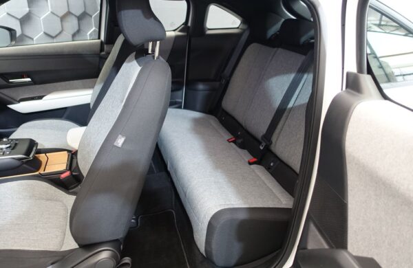 Mazda MX-30 e-SKYACTIV EV,, nabídka aa9fc00d-2100-4a13-ae34-7f65a87739cb