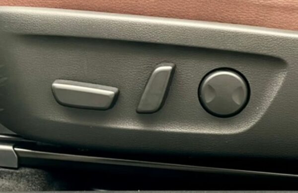 Mazda MX-30 e-SKYACTIV EV ADVANTAGE, nabídka 41e32224-c861-49dc-8753-bc5905d32d4b