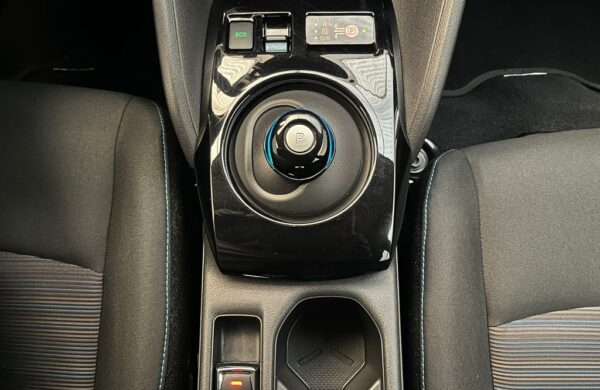 Nissan Leaf 40 kWh N-Connecta 94,0 SoH, nabídka cfc80b11-34c0-4744-aaaf-0de2521bc1be