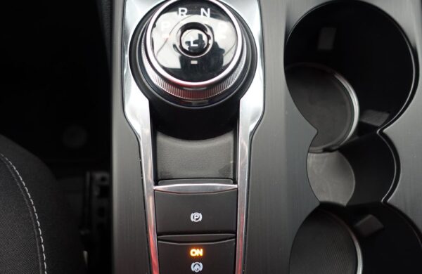 Ford Kuga 140 kw, Titanium, AWD , nabídka c1f13726-1cb7-41d1-8158-8652d293ce85