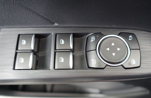 Ford Kuga 140 kw, Titanium, AWD , nabídka c1f13726-1cb7-41d1-8158-8652d293ce85