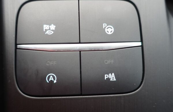 Ford Kuga 140 kw, Titanium, AWD , nabídka c1f13726-1cb7-41d1-8158-8652d293ce85