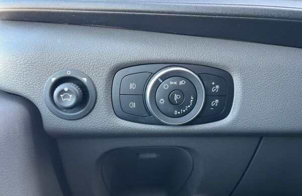 Ford Transit 350 L4H3  Exress-Line, nabídka b676ddd8-a9a7-4809-9778-a3e352699ae3