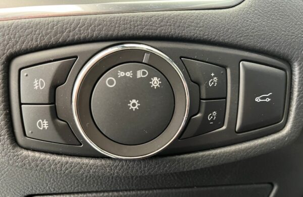 Ford S-Max 2.5 Duratec FHEV ST-Line, nabídka 9f85c9ab-865d-4ade-a2f2-6648ad8ac311