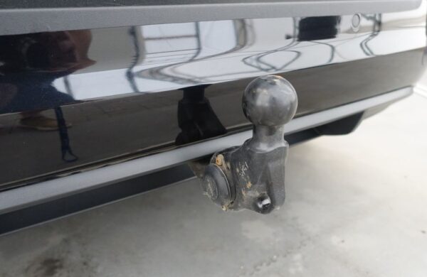 Volkswagen Touran 2.0 TDi Comfortline LED SVĚTLA, nabídka cbe390ac-f09d-47c2-a183-4c8280241ae5