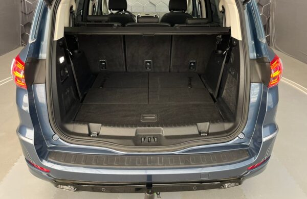 Ford S-Max 2.5 FHEV VIGNALE REZERVOVÁNO, nabídka 4a4dcf26-9ea0-44ec-a7c3-39a8b21e6a39