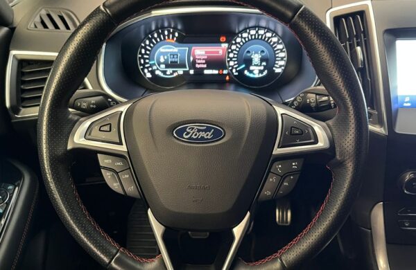 Ford S-Max 2.0 ST-LINE manuál LED , nabídka afeff456-738e-4b42-a253-e50b9cb2ffe0