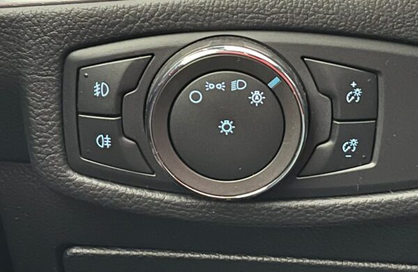 Ford S-Max 2.0 ST-LINE manuál LED , nabídka afeff456-738e-4b42-a253-e50b9cb2ffe0