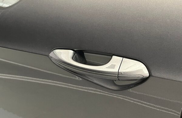 Ford S-Max 2.0 ST-LINE manuál LED , nabídka afeff456-738e-4b42-a253-e50b9cb2ffe0