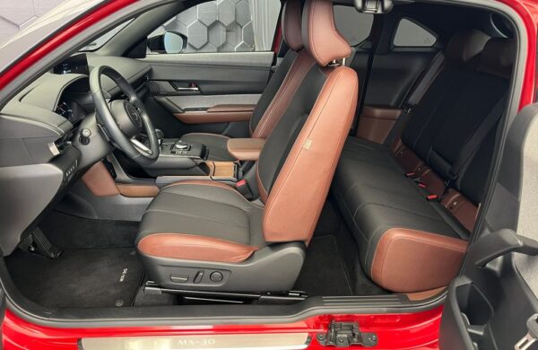 Mazda MX-30 e-SKYACTIV 96,3% SoH, nabídka 975b95f1-309f-40fe-95df-b99a0db8d6f4