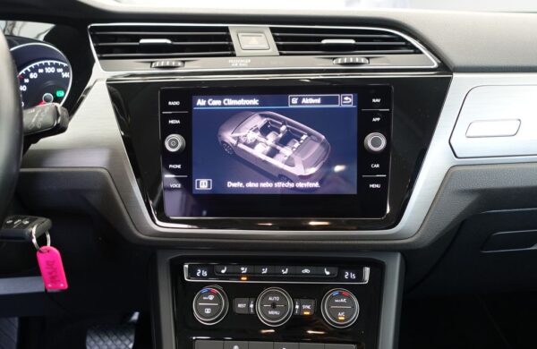 Volkswagen Touran 2.0 TDi DSG Zimní kola, nabídka c6813fb4-0802-4b4f-a1fc-dfbbcb8acb7b