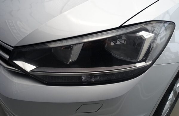 Volkswagen Touran 2.0 TDi DSG Zimní kola, nabídka c6813fb4-0802-4b4f-a1fc-dfbbcb8acb7b