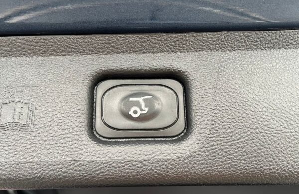 Ford S-Max 2.5 Duratec HEV VIGNALE 7 míst, nabídka 86d7615a-2f2a-496d-9880-9de16adf52a1