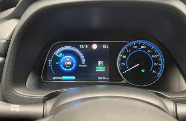 Nissan Leaf 40 kWh N-Connecta 92,5% SoH, nabídka cf405037-447d-49d9-be95-93131824d8d9