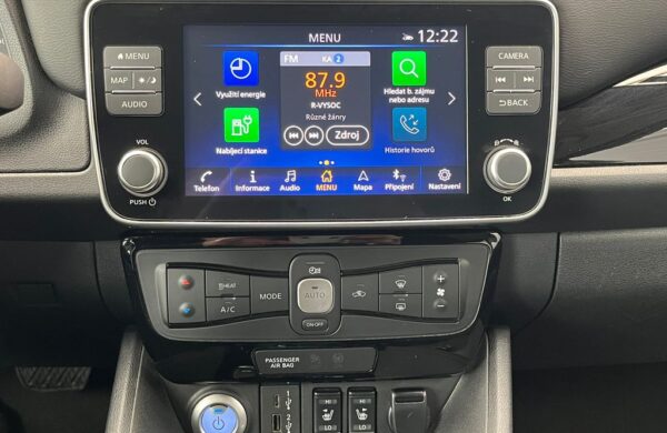 Nissan Leaf 40 kWh N-Connecta 92,5% SoH, nabídka cf405037-447d-49d9-be95-93131824d8d9