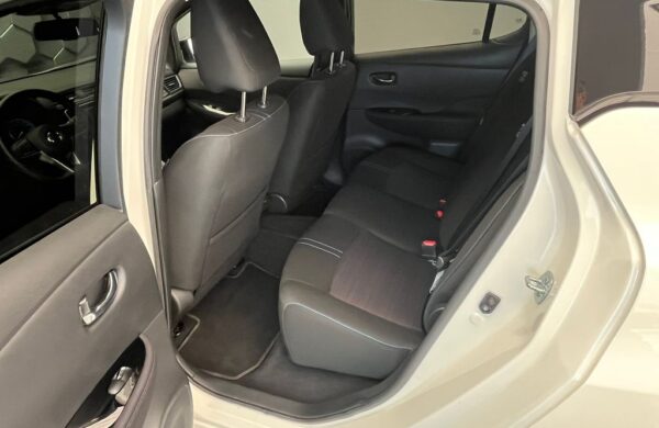 Nissan Leaf 40 kWh N-Connecta 92,5% SoH, nabídka cf405037-447d-49d9-be95-93131824d8d9