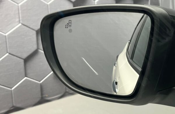 Nissan Leaf 40 kWh N-Connecta 92,5% SoH, nabídka cf405037-447d-49d9-be95-93131824d8d9