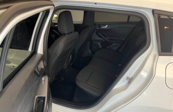 Ford Focus 2.0 ST-Line, manuál, ROZVODY, nabídka f48861b7-e3a0-40b1-a0be-3390a460c4ae