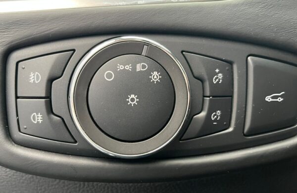 Ford S-Max 2,5 FHEV Vignale 140KW  7 míst, nabídka 4e34cf09-dda2-47a4-aa2c-0173ef8cf030