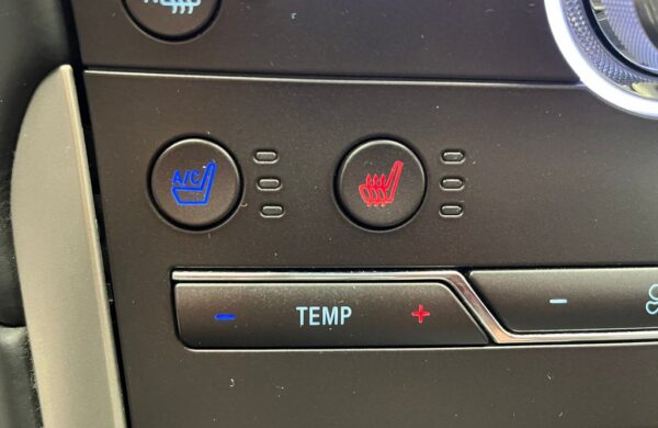 Ford S-Max 2,5 FHEV Vignale 140KW  7 míst, nabídka 4e34cf09-dda2-47a4-aa2c-0173ef8cf030