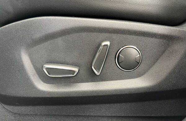 Ford S-Max 2,0 TDCi Sport 132 kw manuál, nabídka b8566289-1966-4bac-8a8b-d64d7eb142af