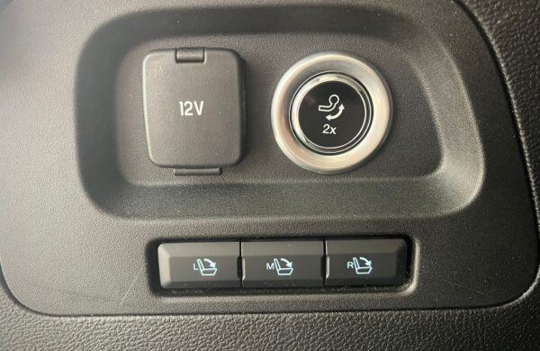 Ford S-Max 2,0 TDCi Sport 132 kw manuál, nabídka b8566289-1966-4bac-8a8b-d64d7eb142af