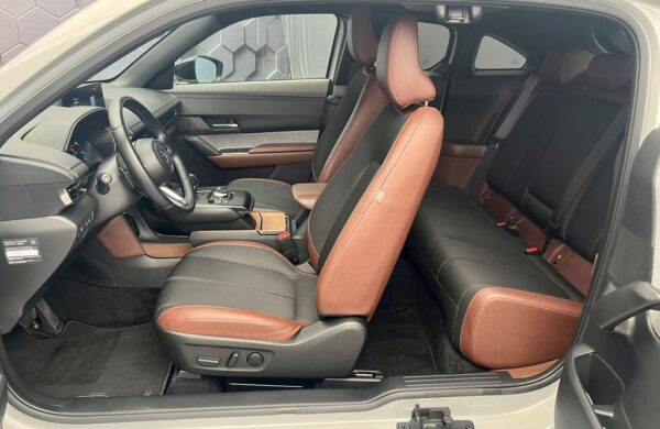 Mazda MX-30 e-SKYACTIV EV AD`VANTAGE, nabídka b7b8feea-0890-4ad7-9bfe-a31de978cc5d