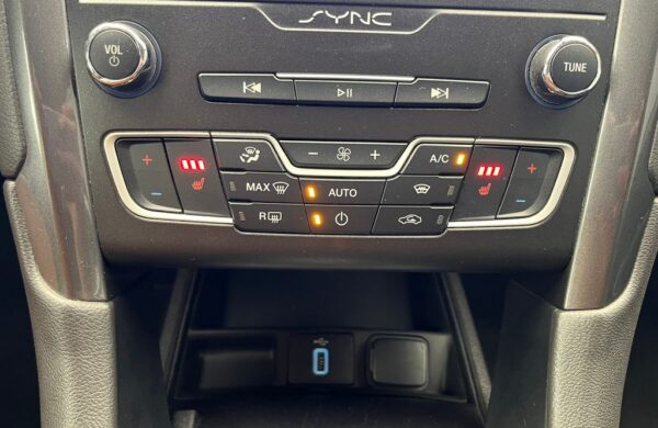 Ford Mondeo 2,0 Titanium LED Dynamic, nabídka f2d981b4-1791-46bc-a16e-a2e0c6688914